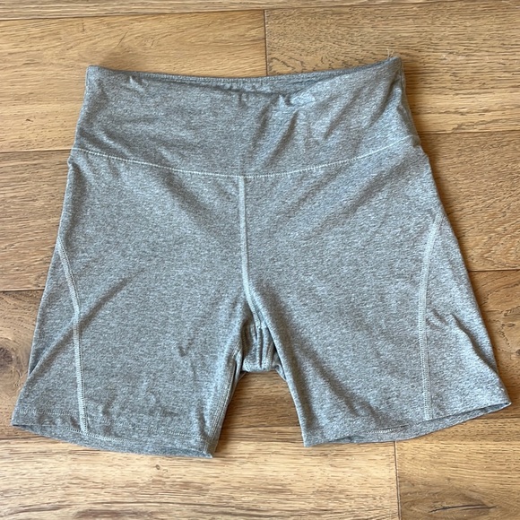 Zobha yoga short made in Egypt - Picture 1 of 5